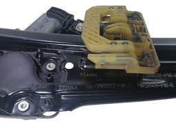 MÁQUINA DE VIDRO TRASEIRA DIREITA BMW 535I 2011