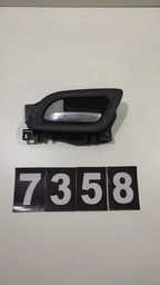 Maçaneta Traseira Esquerda Peugeot 308 2014 *7358 Cx138
