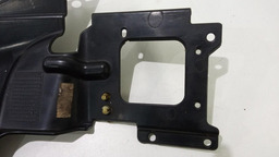 GUIA PARACHOQUE ESQUERDO LAND ROVER EVOQUE BJ3217E801 *9639