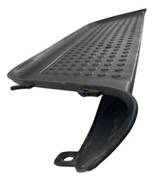 SOLEIRA CENTRAL PARACHOQUE TRASEIRO AMAROK 2011 2012 A 2021 PRETO