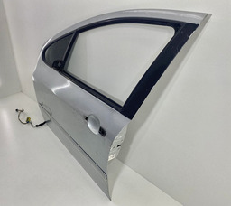 PORTA DIANTEIRA ESQUERDA PEUGEOT 307 / 307SW 2003 A 2012 PRATEADO