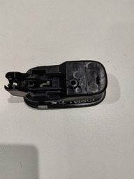 MAÇANETA INTERNA TRASEIRA ESQUER MOBI 100180498 *7569 CX141 TRASEIRO