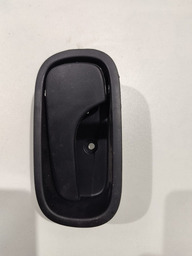 MAÇANETA INTERNA TRASEIRA ESQUER MOBI 100180498 *7569 CX141 TRASEIRO
