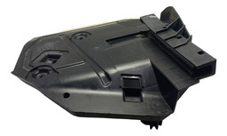 SUPORTE DRENO ÁGUA PORTA TRAS. ESQ. MERCEDES B200 2015 15875
