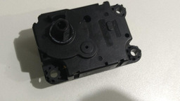 MOTOR INTERNO CAIXA VENTILAÇÃO PEUGEOT 208 *2048 CX030