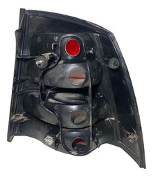 LANTERNA ESQUERDA CHEVROLET ASTRA HATCH 2005/2011 13690 ESQUERDO VERMELHO