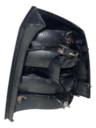 LANTERNA ESQUERDA CHEVROLET ASTRA HATCH 2005/2011 13690 ESQUERDO VERMELHO