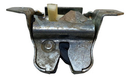 FECHADURA TAMPA TRASEIRA MERCEDES CLASSE A 190 1999 A 2005