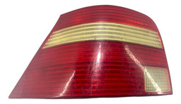 LANTERNA TRASEIRA ESQUERDA GOLF 1999 A 2006 TRICOLOR ESQUERDO VERMELHO