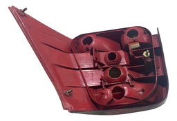 LANTERNA TRASEIRA ESQUERDA GOLF 1999 A 2006 TRICOLOR ESQUERDO VERMELHO