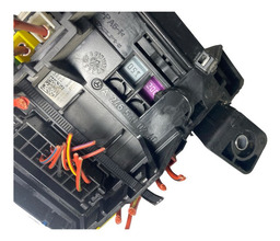 CAIXA FUSIVEL C/RELES MERCEDES A200 GLA200 B200 12/19 15371