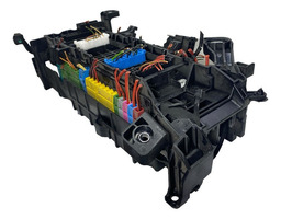 CAIXA FUSIVEL C/RELES MERCEDES A200 GLA200 B200 12/19 15371