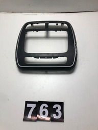 MOLDURA PAINEL CENTRAL KWID 682602047R *763 PR008