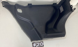 ACABAMENTO PORTA MALAS ESQUER HB20 2012/18 857311S000 *120