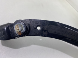 LIMITADOR PORTA TRASEIRA DIREITA BMW 535I 2011