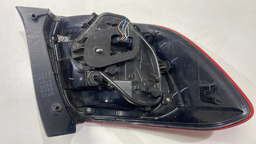 LANTERNA DIREITA RENAULT SANDERO 2017 ORIGINAL 19454102 DIREITO