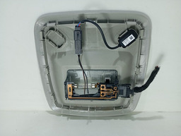LUZ DE TETO CORTESIA CHEVROLET SPIN 2019 2022