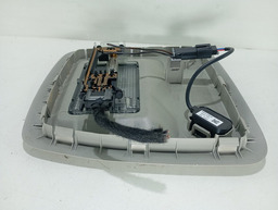 LUZ DE TETO CORTESIA CHEVROLET SPIN 2019 2022