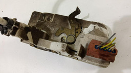 FECHADURA TRASEIRA DIREITA PEUGEOT 307 *8983