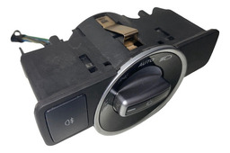 BOTÃO COMANDO FAROL MERCEDES B200 2013/15 13575