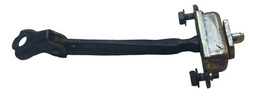 LIMITADOR DA PORTA DIANTEIRA NISSAN FRONTIER 2008 A 2016