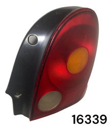 LANTERNA TRASEIRA DIREITA CHERY QQ 2010 A 2015 DIREITO VERMELHO