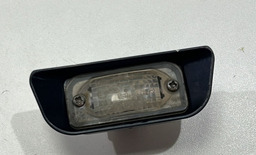 LUZ LANTERNA PLACA MERCEDES C180 2038200066 *11524 CX201