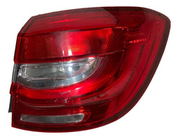LANTERNA LADO DIREITO RENAULT SANDERO 2019 Á 2022 15698 DIREITO VERMELHO