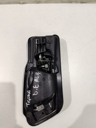 MAÇANETA INTERNA DIANT ESQUERDA VW TIGUAN 2010 *7158 CX A