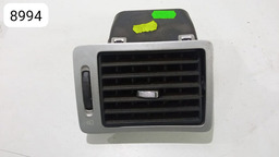 DIFUSOR DE AR LATERAL ESQUERDO PRATA 307 9634499077 *8994