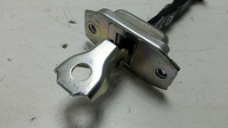 LIMITADOR PORTA DIANTEIRA DIREITA KICKS 2023 *4735 CX080