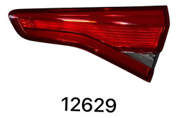 Lanterna Tampa Direita Renault Sandero 2019 2020 A 2023 Led Direito