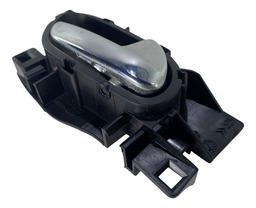 MAÇANETA INTERNA DIREITA CITROEN C3 AIRCROSS 2012 2015 PRATEADO DIANTEIRA/TRASEIRA