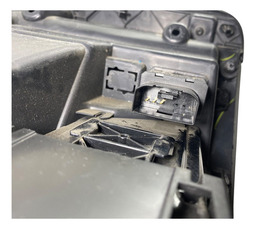 PORTA LUVAS VOLKSWAGEN JETTA 2.0 TSI 2011 2012 2013 A 17