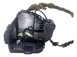 FECHADURA PORTA TRASEIRA DIREITA MERCEDES C200 2001 2006