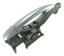MAÇANETA EXTERNA PORTA TRASEIRA LADO ESQ PEUGEOT 208 2013 19 PRATEADO TRASEIRA