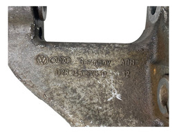 SUPORTE BOMBA HIDRÁULICA VW GOLF POLO 93-03 028145523D