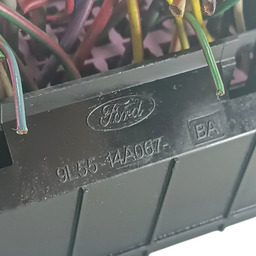 CAIXA FUSÍVEIS FORD RANGER 2004