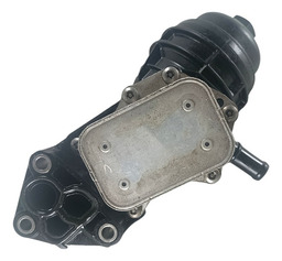 Suporte Filtro Resfriador Óleo Mercedes Benz Cla200 13 19