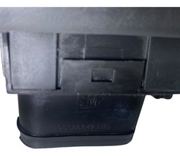 DIFUSOR DE AR LADO ESQUERDO CHEVROLET CORSA 1994 A 2010