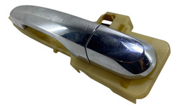 MAÇANETA EXTERNA TRASEIRA DIREITA KIA SORENTO 2011 A 2015 PRATA