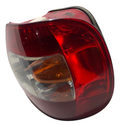 LANTERNA DIREITA FIAT SIENA 2004 2005 2006 2007 A 2008 DIREITO/PASSAGEIRO VERMELHO
