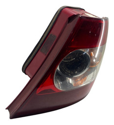 LANTERNA DIREITA FIAT SIENA 2004 2005 2006 2007 A 2008 DIREITO/PASSAGEIRO VERMELHO