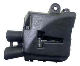 TAMPA CAIXA FUSÍVEL SANDERO LOGAN DUSTER 2011 2014 A 2018
