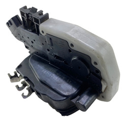 FECHADURA PORTA TRASEIRA ESQUERDA NISSAN LIVINA 2010 A 2014