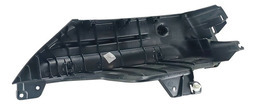 ACABAMENTO SUPORTE BAGAGITO DIREITO TOYOTA YARIS HATCH 2024 PRETO