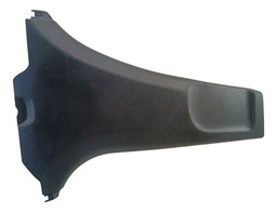 ACABAMENTO COLUNA INFERIOR DIREITO TOYOTA YARIS 2021 A 2024 PRETO