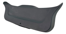 ACABAMENTO INTERNO TAMPA TRASEIRA GM ONIX 2020 A 2024 HATCH