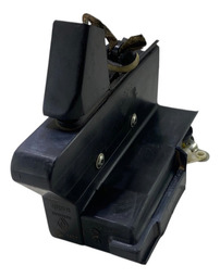 FECHADURA PORTA TRASEIRA DIREITA RENAULT SANDERO 2014 A 2021