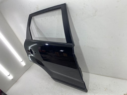 PORTA TRASEIRA DIREITA KIA SORENTO 2010 A 2014 PRETO